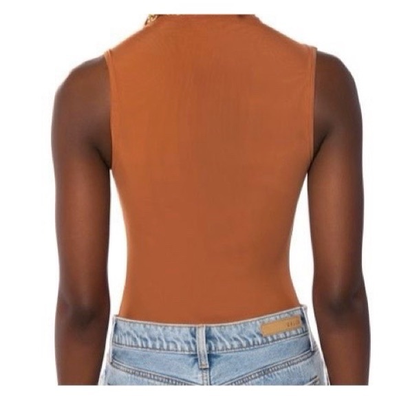 PAXTON SLEEVELESS MESH BODYSUIT IN LIGHT BROWN - Picture 9 of 10